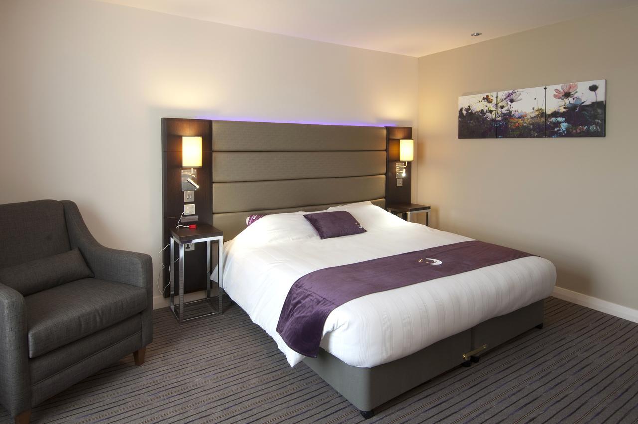 Premier Inn London Brixton Extérieur photo