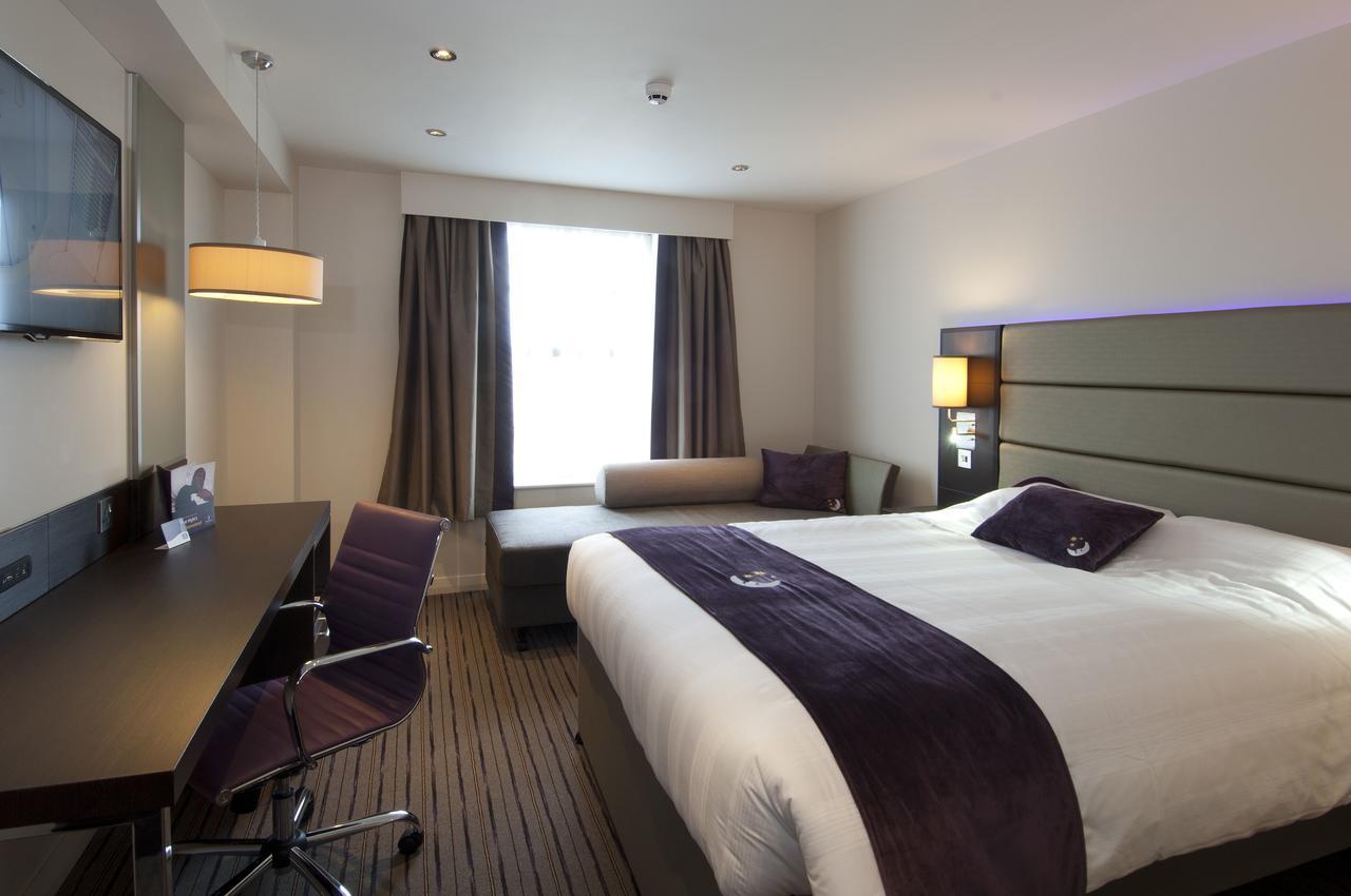 Premier Inn London Brixton Extérieur photo