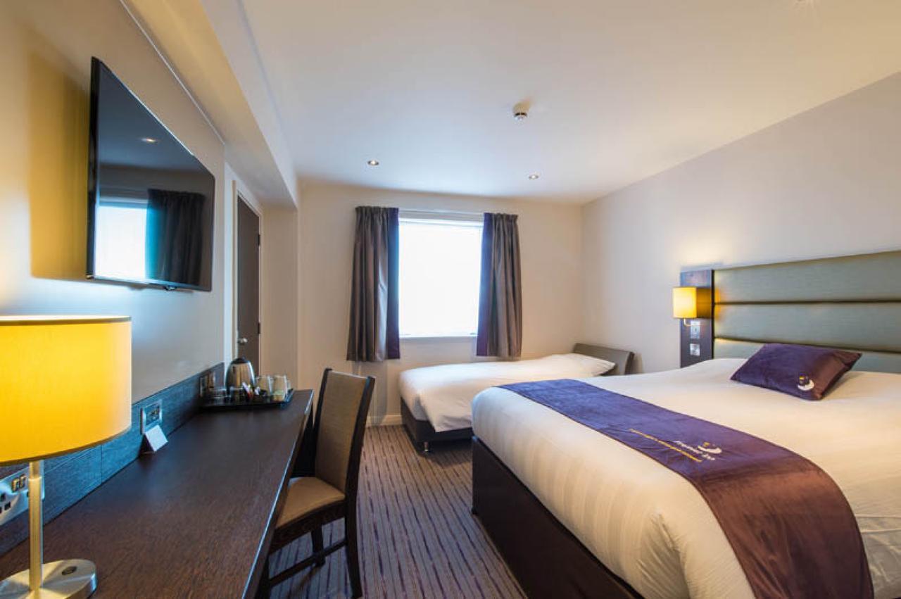 Premier Inn London Brixton Extérieur photo