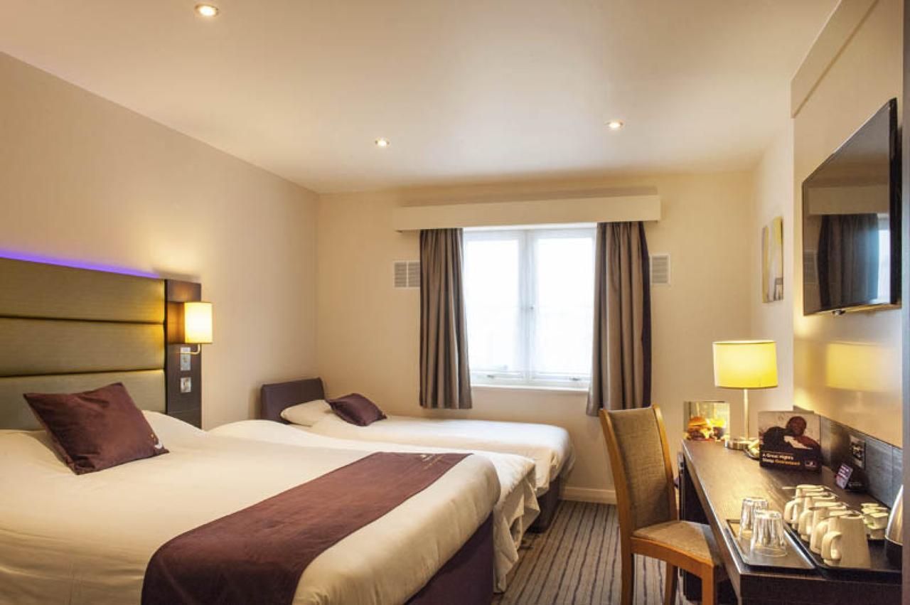 Premier Inn London Brixton Extérieur photo
