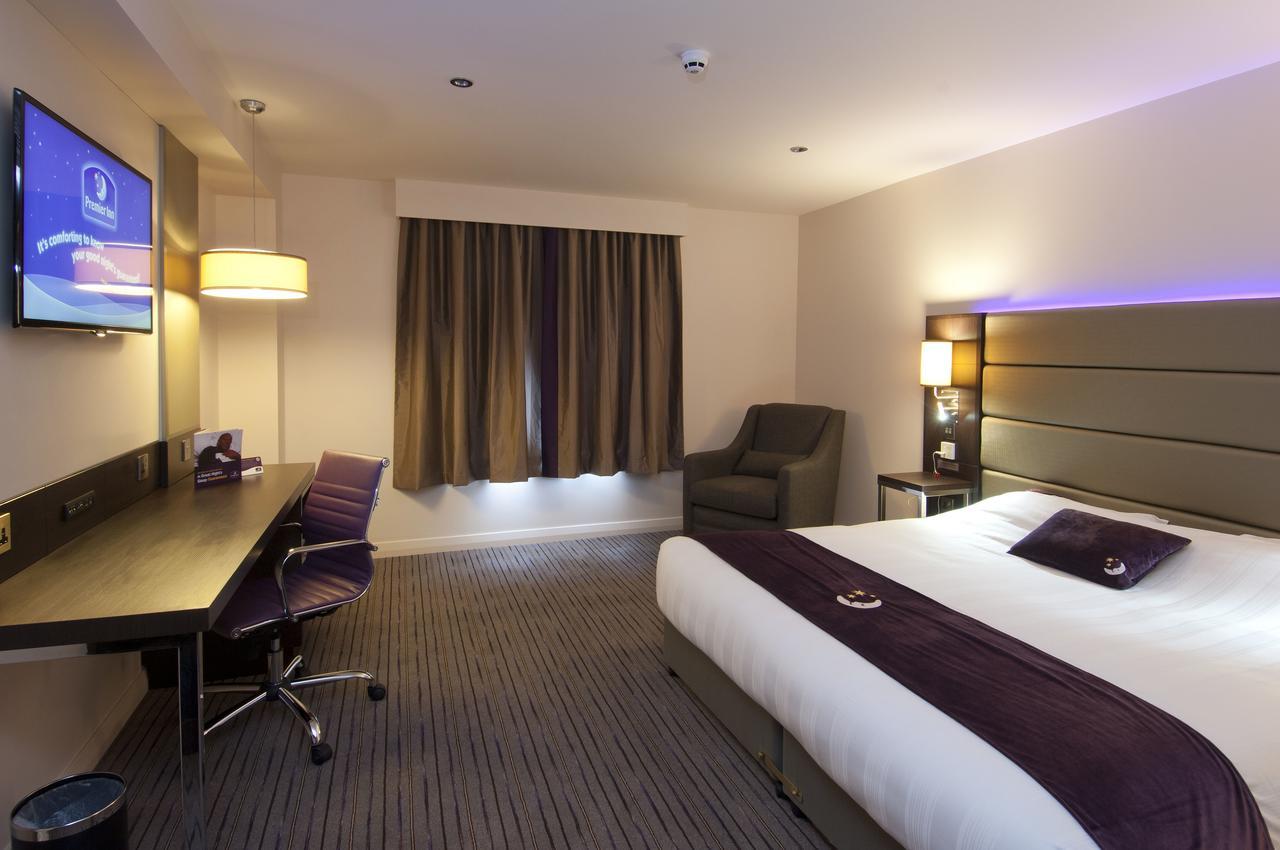 Premier Inn London Brixton Extérieur photo