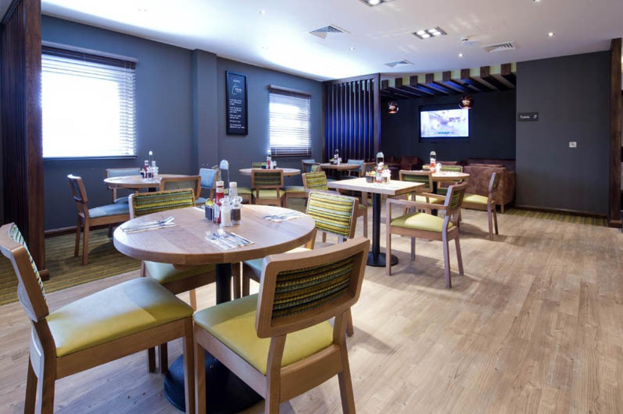 Premier Inn London Brixton Extérieur photo