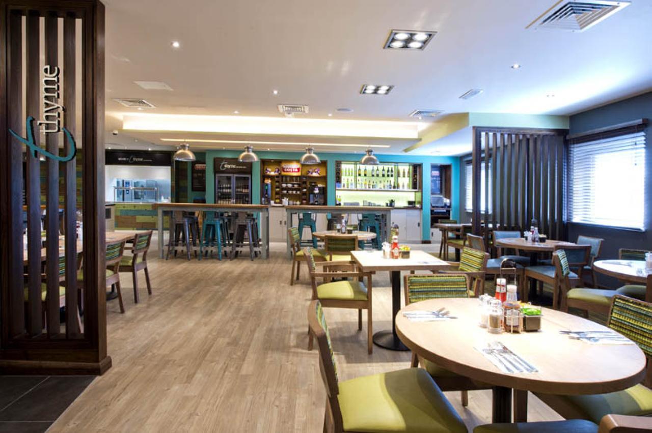 Premier Inn London Brixton Extérieur photo